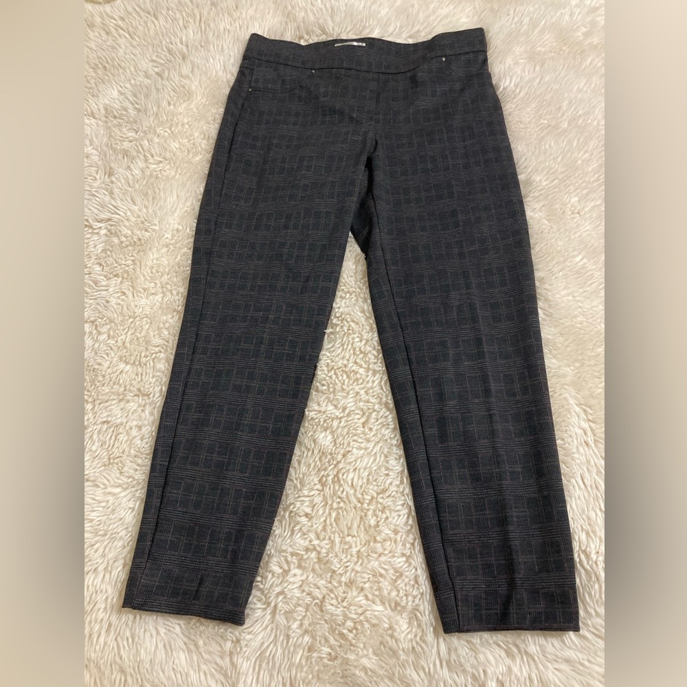 89th & Madison Dark Gray Plaid Skinny Pants